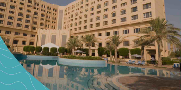 Kırmızı Modern Turizm Manşetli Youtube Küçük Resmi